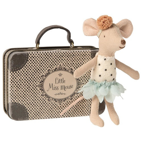 Little Miss in Suitcase