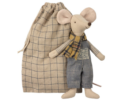 Winter Mouse, Father in Bag